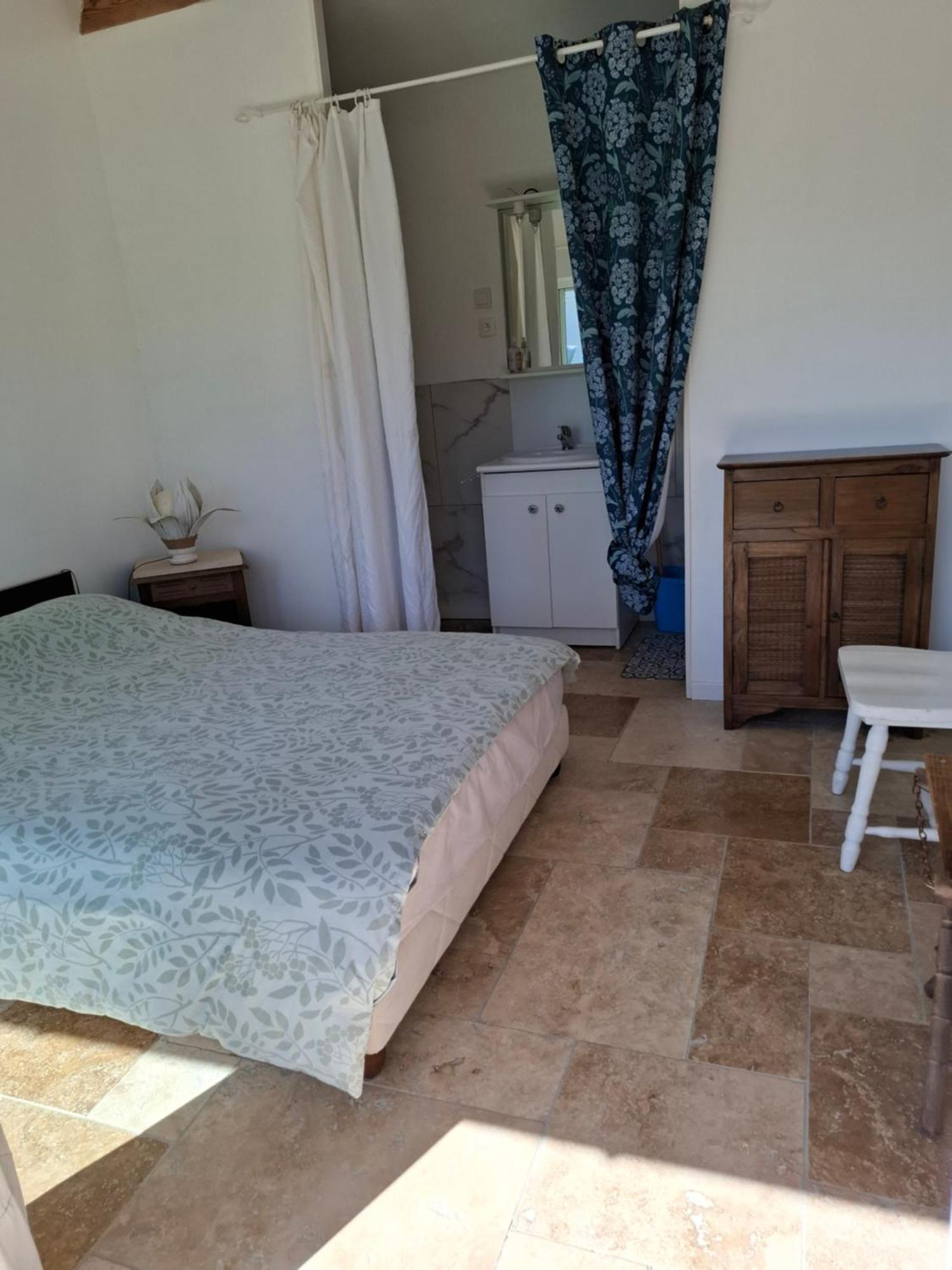 Chambre Lesparre-Medoc Ngoại thất bức ảnh